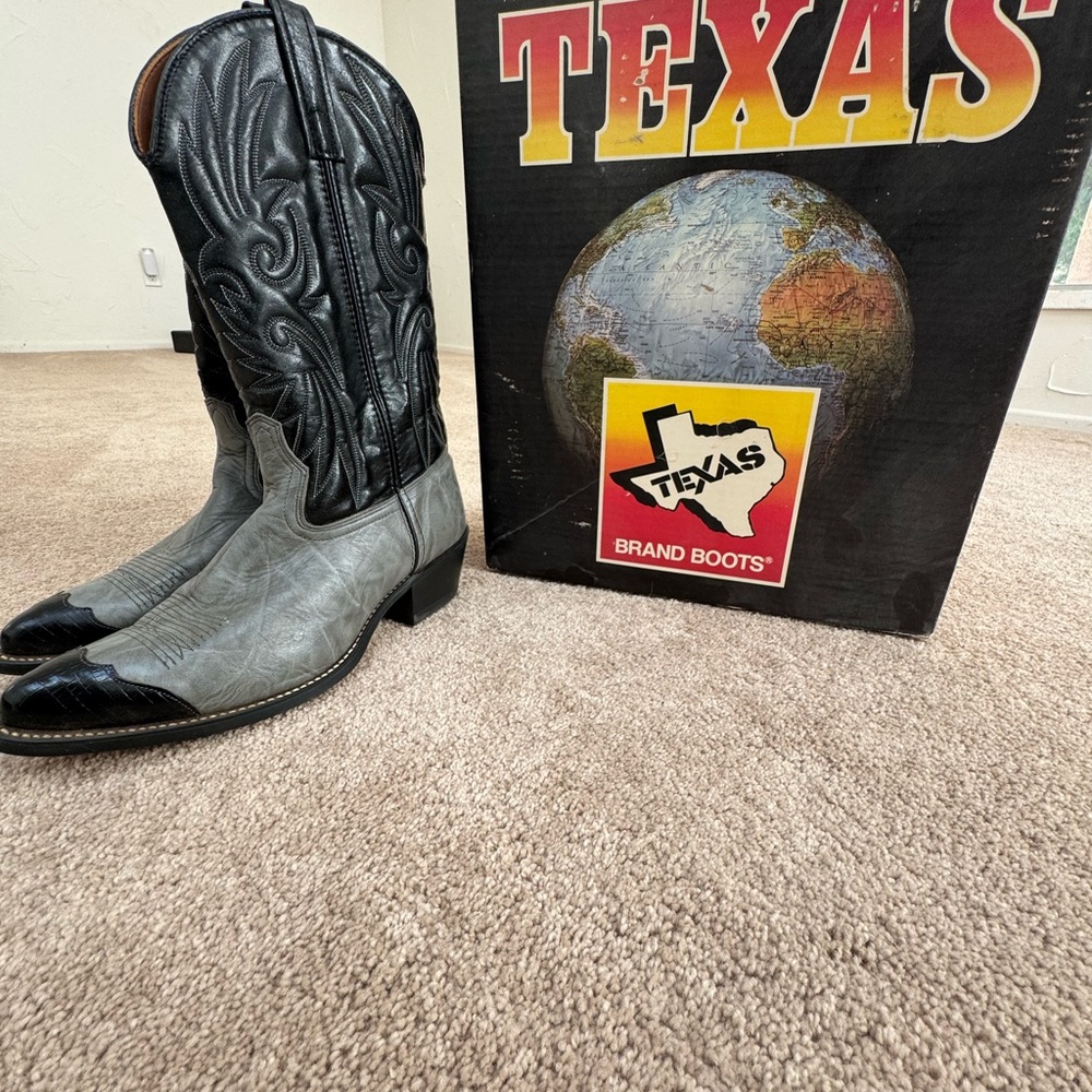 Vintage Texas Brand Black and Gray Men's Boots